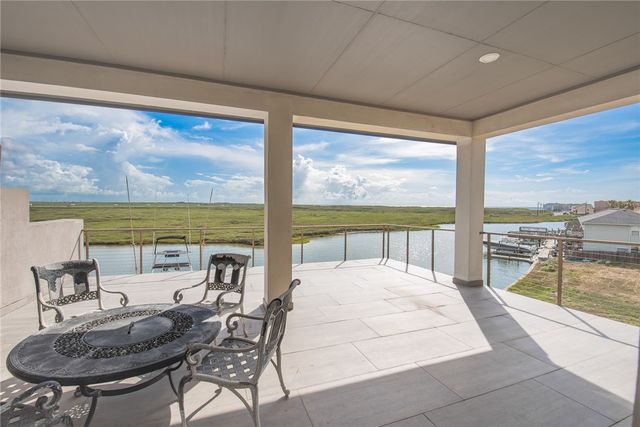 14836 GRANADA Dr 104, Corpus Christi, TX 78418