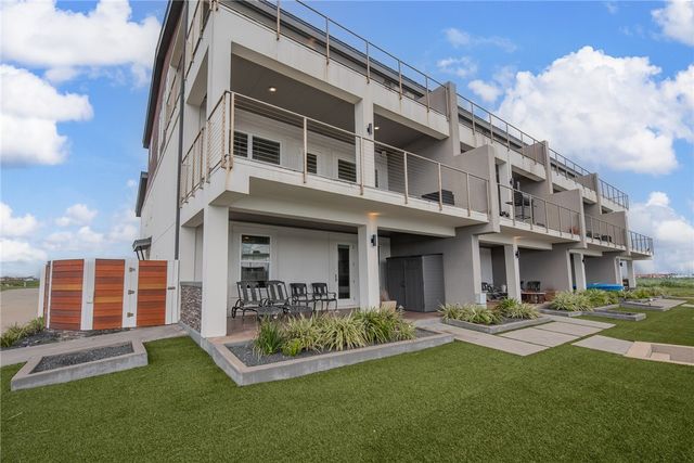 14836 GRANADA Dr 104, Corpus Christi, TX 78418