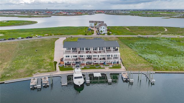 14836 GRANADA Dr 104, Corpus Christi, TX 78418