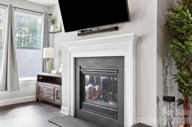 258 Crystal Heights Drive, Hendersonville, NC 28739