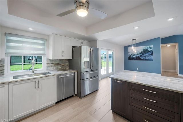2212 SE 7th ST, Cape Coral, FL 33990