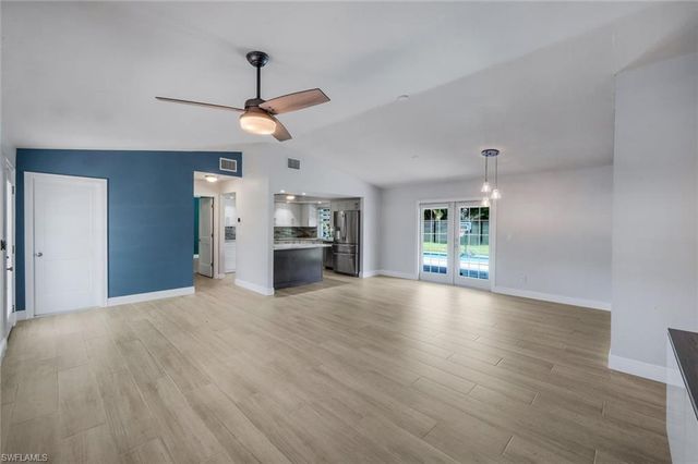 2212 SE 7th ST, Cape Coral, FL 33990