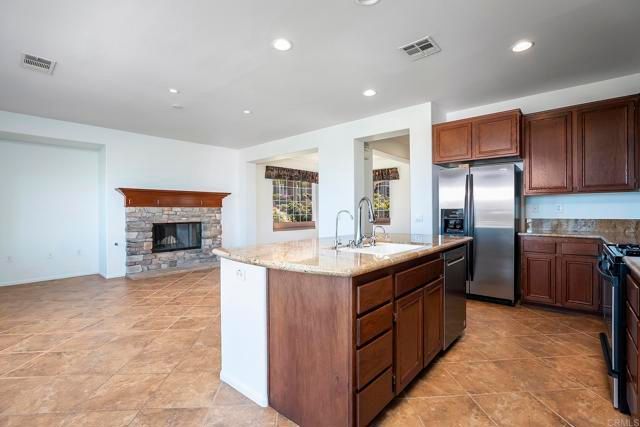 7780 Eastridge Drive, La Mesa, CA 91941