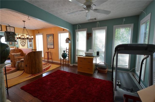 2513 Baysridge Drive NW, Kennesaw, GA 30152