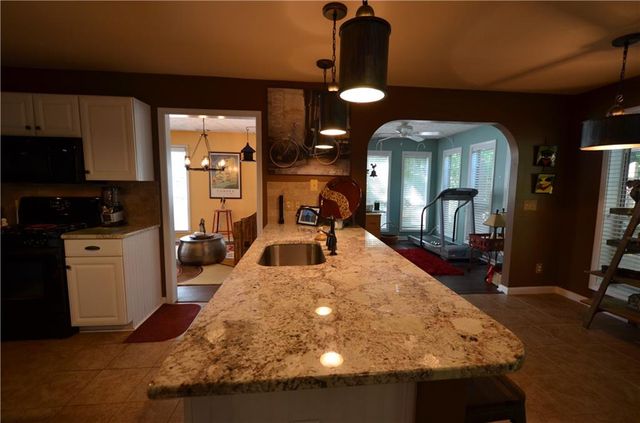 2513 Baysridge Drive NW, Kennesaw, GA 30152