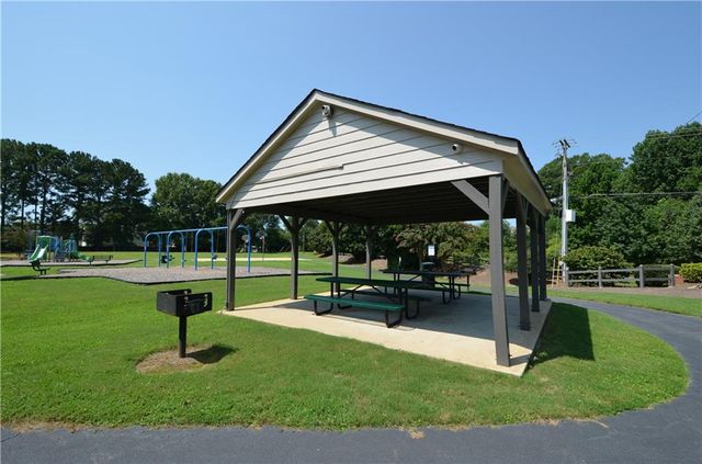 2513 Baysridge Drive NW, Kennesaw, GA 30152