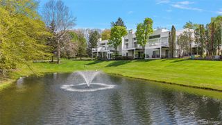 1756 ALEXANDER Drive, Bloomfield Charter Township, MI 48302