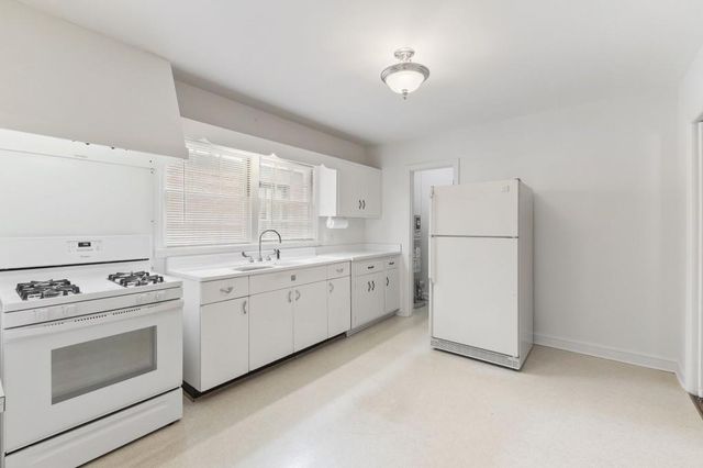 2512 Alston Drive SE, Atlanta, GA 30317