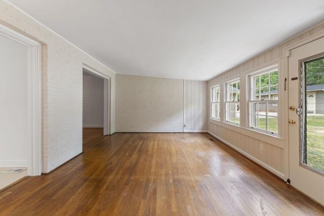 2512 Alston Drive SE, Atlanta, GA 30317