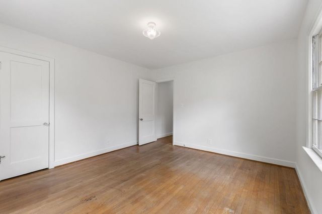 2512 Alston Drive SE, Atlanta, GA 30317