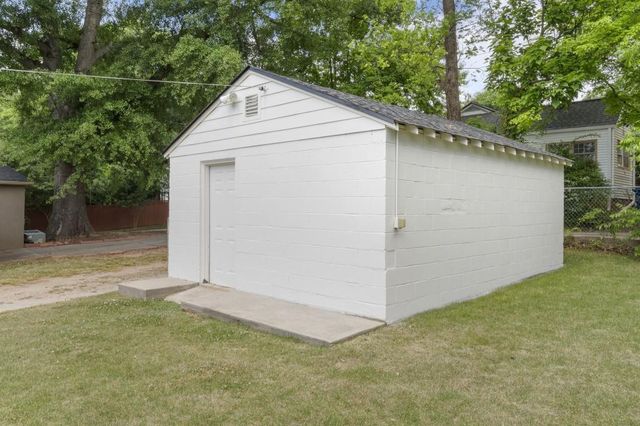 2512 Alston Drive SE, Atlanta, GA 30317