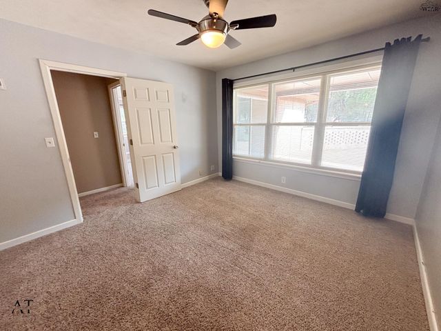 1110 E SYCAMORE DRIVE, Burkburnett, TX 76354