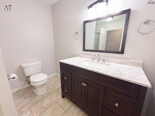 1110 E SYCAMORE DRIVE, Burkburnett, TX 76354