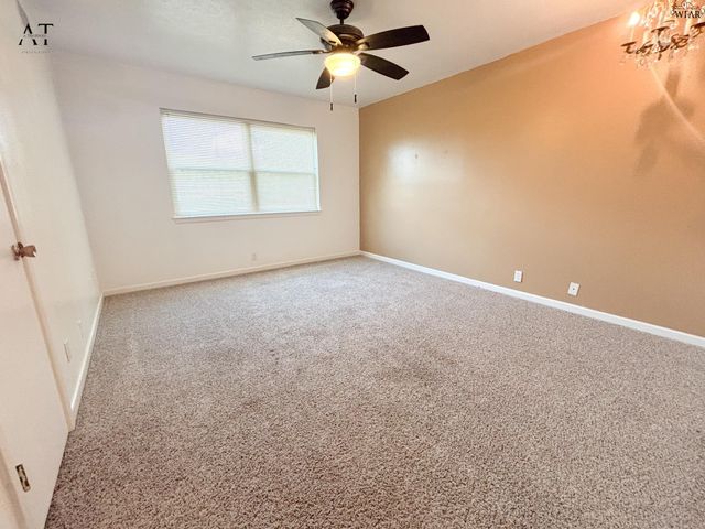 1110 E SYCAMORE DRIVE, Burkburnett, TX 76354