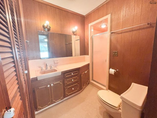 1110 E SYCAMORE DRIVE, Burkburnett, TX 76354