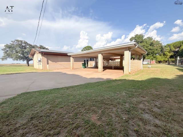 1110 E SYCAMORE DRIVE, Burkburnett, TX 76354