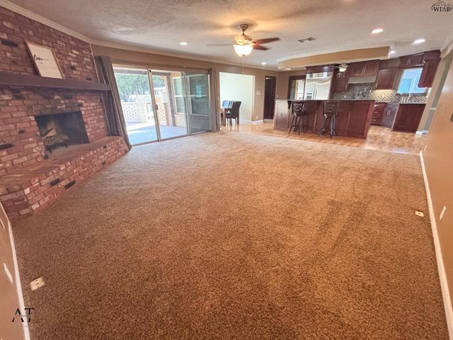 1110 E SYCAMORE DRIVE, Burkburnett, TX 76354