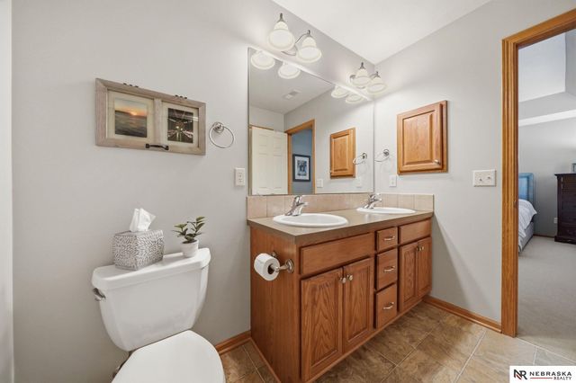 7835 S 34th Street Circle, Lincoln, NE 68516