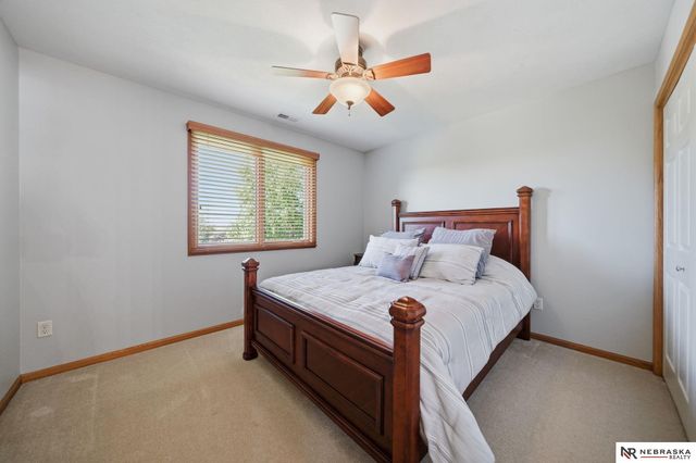 7835 S 34th Street Circle, Lincoln, NE 68516