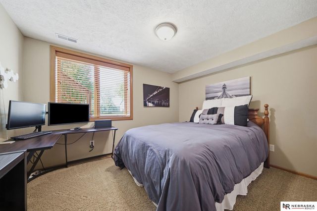 7835 S 34th Street Circle, Lincoln, NE 68516