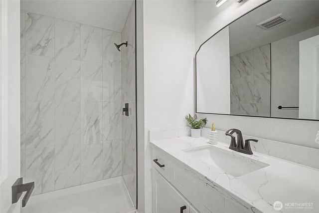 4755 Court R, Tacoma, WA 98404