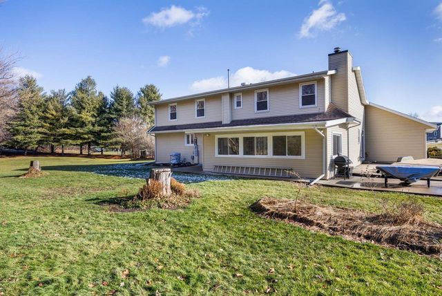 6668 W Wood Ridge Drive, Janesville, WI 53548