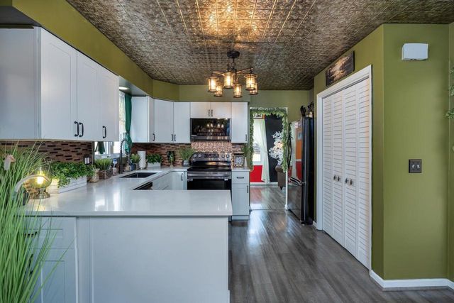 6668 W Wood Ridge Drive, Janesville, WI 53548