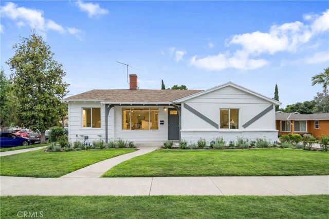 13900 Cantlay Street, Van Nuys, CA 91405