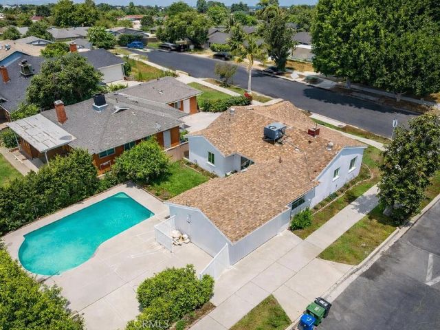 13900 Cantlay Street, Van Nuys, CA 91405