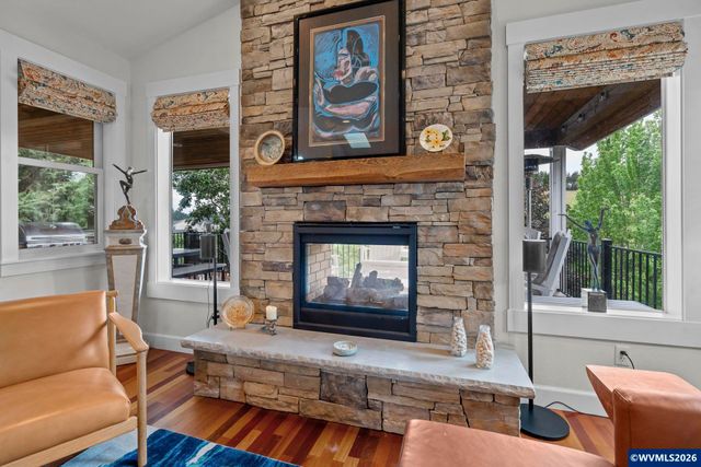 447 NW Mt Mazama St, Mcminnville, OR 97128