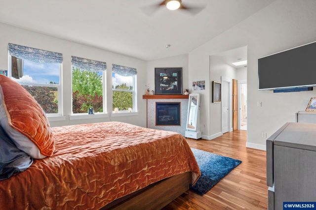 447 NW Mt Mazama St, Mcminnville, OR 97128