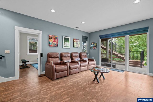 447 NW Mt Mazama St, Mcminnville, OR 97128