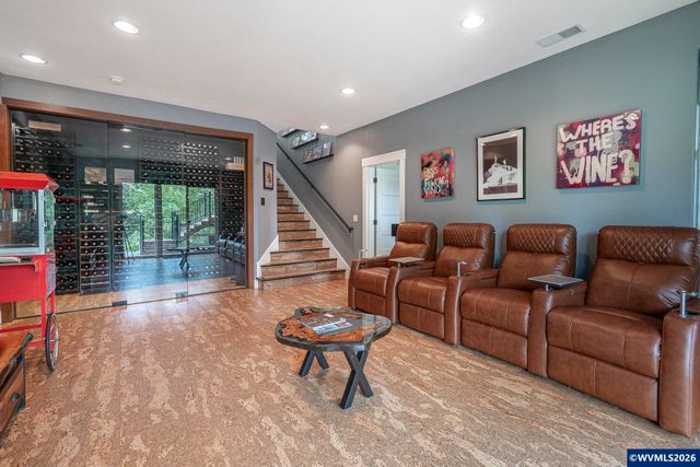 447 NW Mt Mazama St, Mcminnville, OR 97128