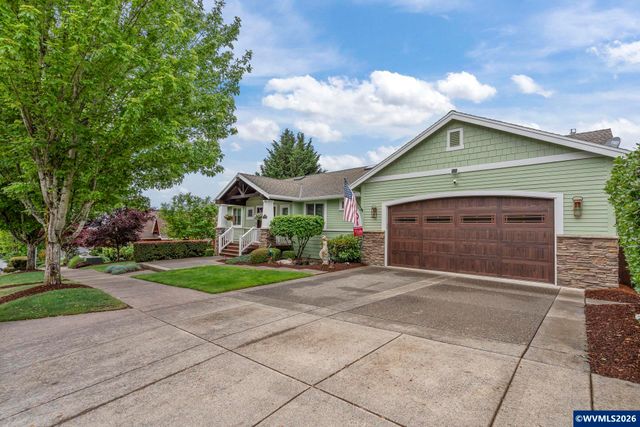 447 NW Mt Mazama St, Mcminnville, OR 97128