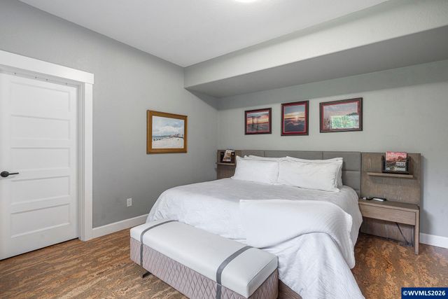 447 NW Mt Mazama St, Mcminnville, OR 97128