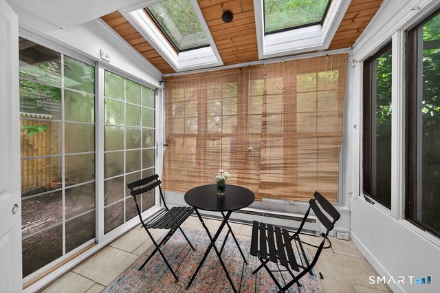134 Greenwich Avenue, New Haven, CT 06519