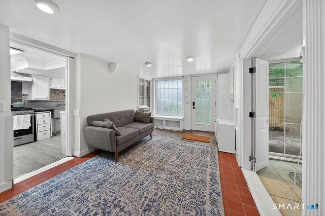 134 Greenwich Avenue, New Haven, CT 06519
