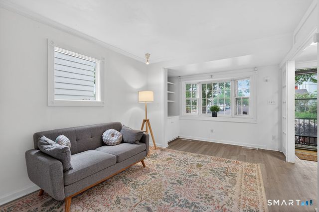 134 Greenwich Avenue, New Haven, CT 06519