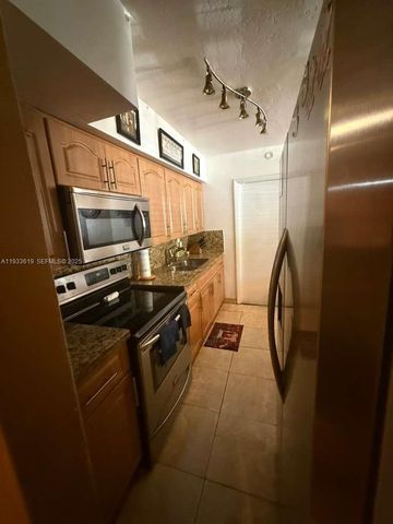 3270 NW 132nd Ter, Opa-locka, FL 33054