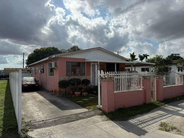 3270 NW 132nd Ter, Opa-locka, FL 33054