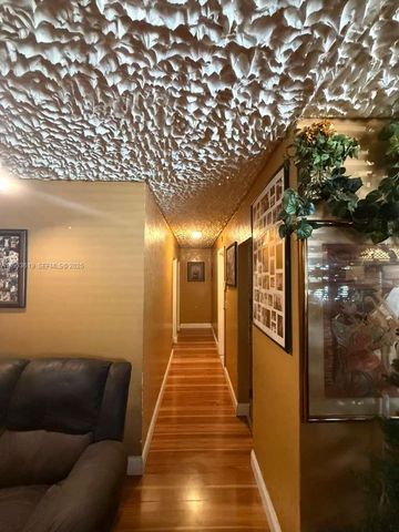 3270 NW 132nd Ter, Opa-locka, FL 33054