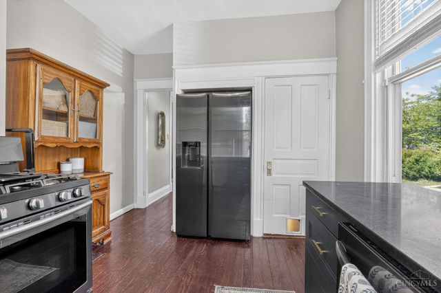 2868 Dirheim Avenue, Cincinnati, OH 45211