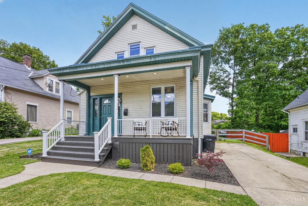 2868 Dirheim Avenue, Cincinnati, OH 45211