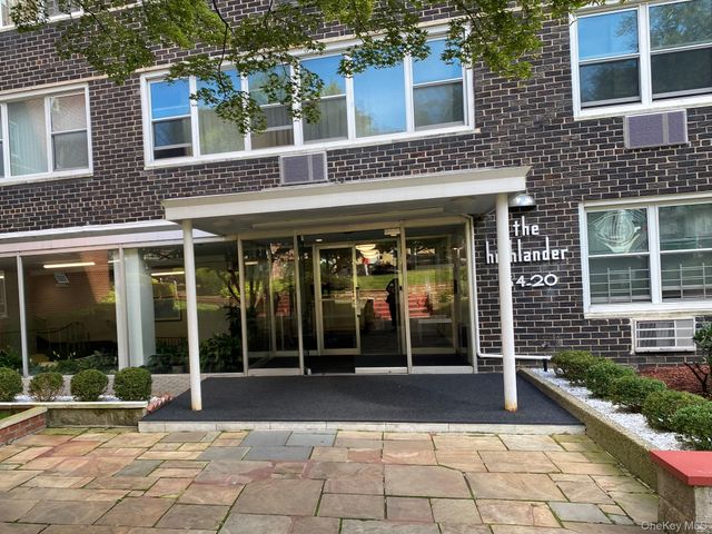 164-20 Highland Avenue 9T, Jamaica Hills, NY 11432