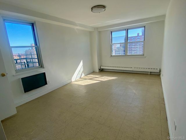 164-20 Highland Avenue 9T, Jamaica Hills, NY 11432