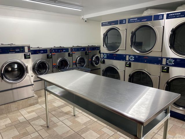 164-20 Highland Avenue 9T, Jamaica Hills, NY 11432