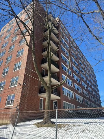 164-20 Highland Avenue 9T, Jamaica Hills, NY 11432