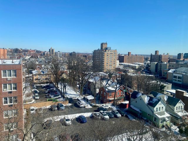 164-20 Highland Avenue 9T, Jamaica Hills, NY 11432