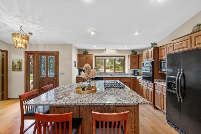 210 Riveredge COURT, Thiensville, WI 53092