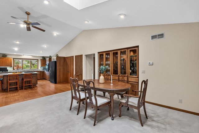 210 Riveredge COURT, Thiensville, WI 53092
